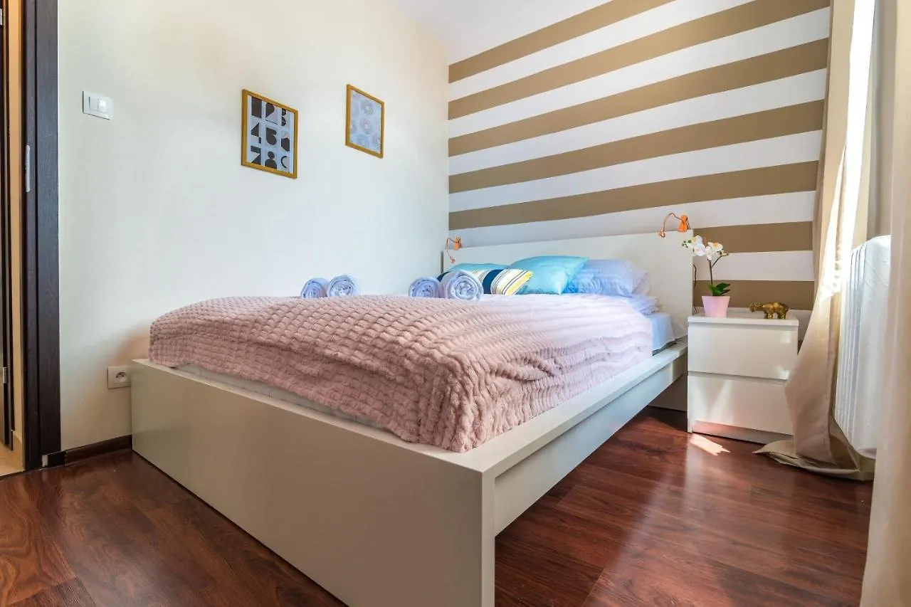 Rent Like Home - Danilowiczowska 9 Warsaw